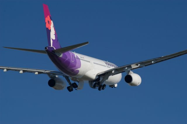 Airbus A330-200 (N388HA)