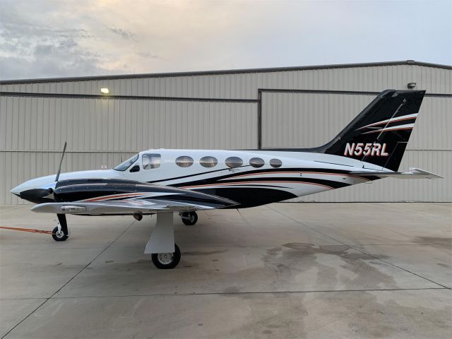 Cessna 421 (N55RL)