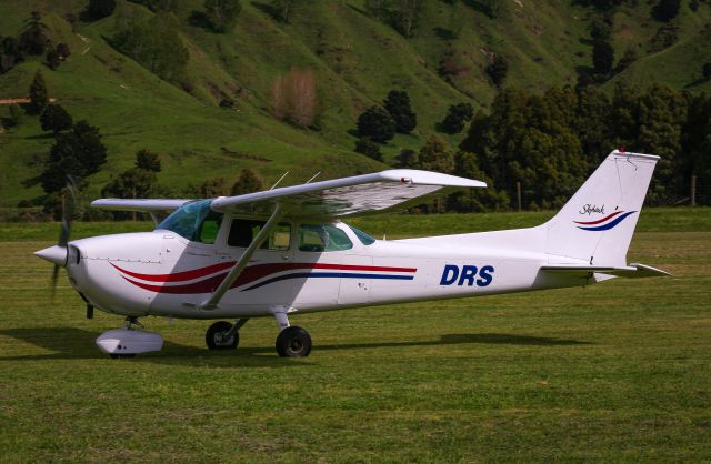 Cessna Skyhawk (ZK-DRS)