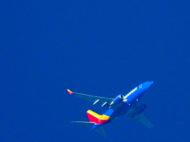 Boeing 737-700 (N7879A) - SWA1054br /MDW-TULbr /07/04/22