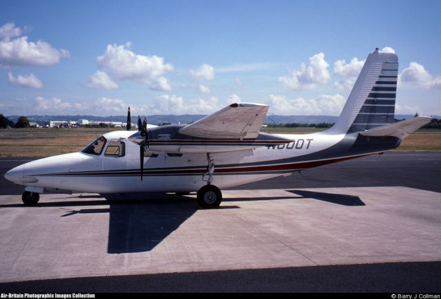 Aero U-9 Commander 680 Super (N800T)