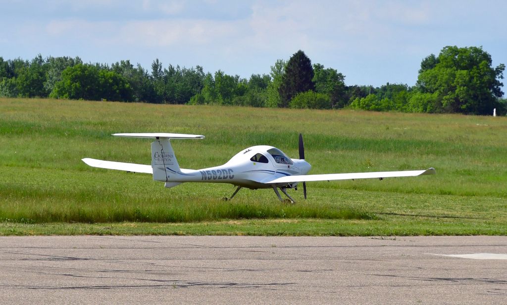 Diamond DV-20 Katana (N582DC) - Crosswinds Aviation Diamond DA20-C1 Eclipse N582DC in Howell 