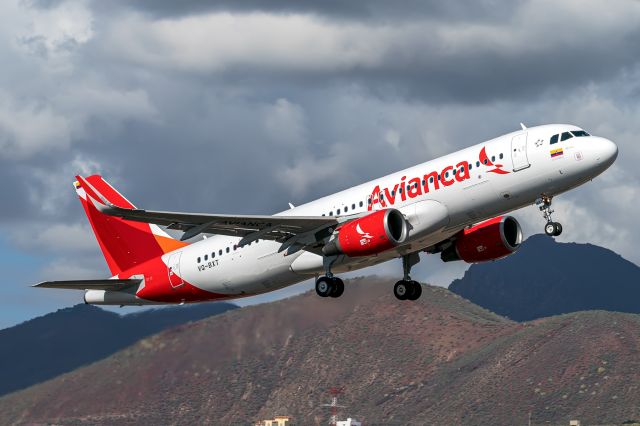 Airbus A320 (VQ-BXT)