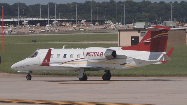 Learjet 31 (N510AB)