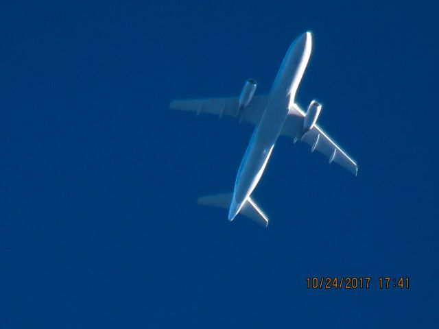 Airbus A320 (N432UA)