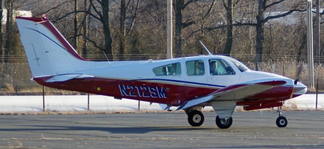Beechcraft 55 Baron (N212SM) - LINDEN AIRPORT-LINDEN, NEW JERSEY, USA-FEBRUARY 08, 2023: Seen by RF at approximately 1545 hours, shortly after landing at Linden Airport, was this twin engine Beechcraft Baron.