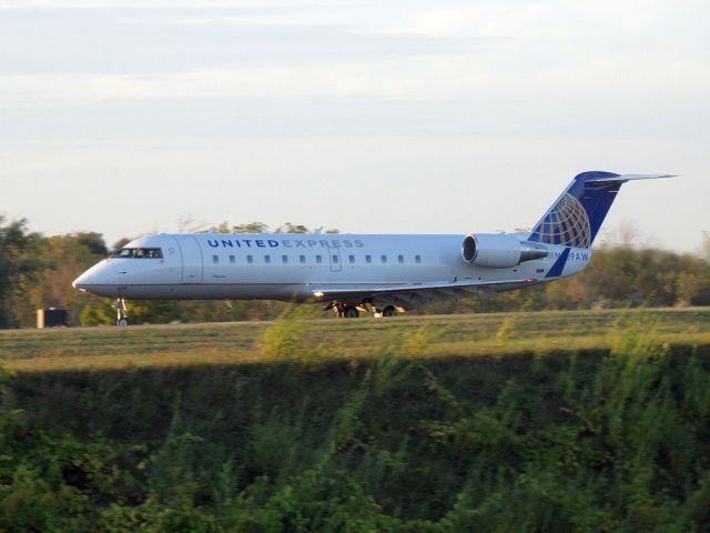 Canadair Regional Jet CRJ-200 (N409AW)