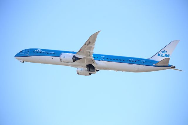 BOEING 787-10 Dreamliner (PH-BKK)