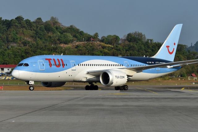 Boeing 787-8 (G-TUIF)