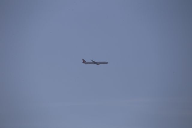 BOEING 777-300ER (RP-C7772)