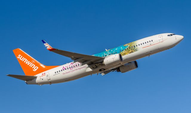 Boeing 737-800 (C-GVVH) - Sunwing 511 off to Cancun