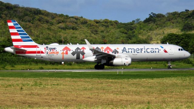 Airbus A321 (N162AA)