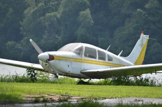 Piper Cherokee — - The airplane is a Cherokee Archer II.