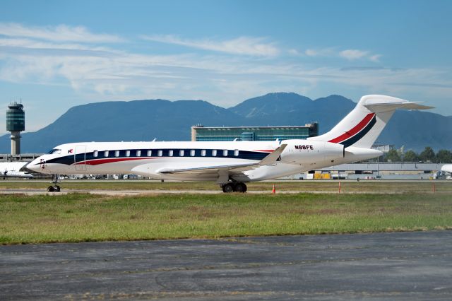 BOMBARDIER BD-700 Global 7500 (N88FE)