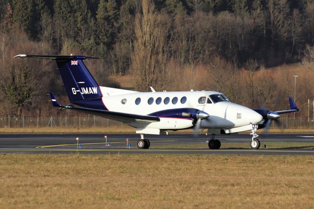 Beechcraft Super King Air 200 (G-JMAW)