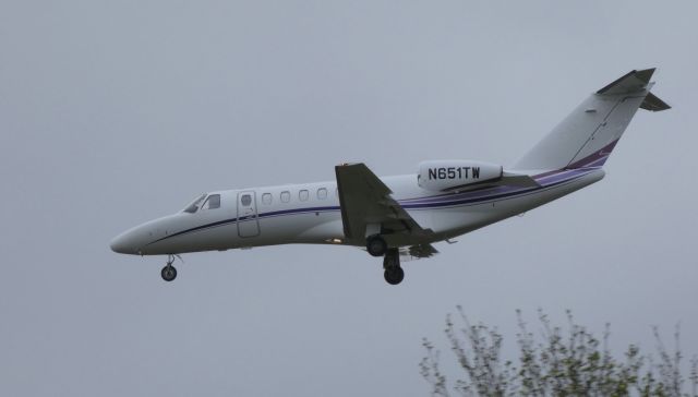 Cessna Citation CJ3 (N651TW) - On final is this 2008 Cessna Citation 525B in the Spring of 2019.