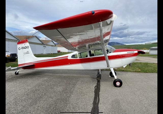 Cessna Skywagon 180 (C-FADO)