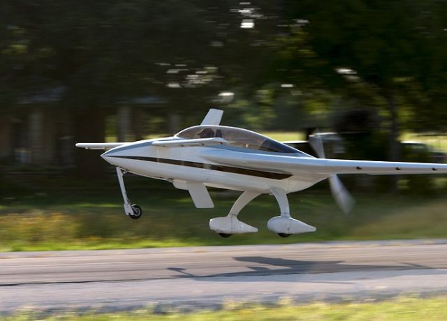 RUTAN Long-EZ (N97EZ)