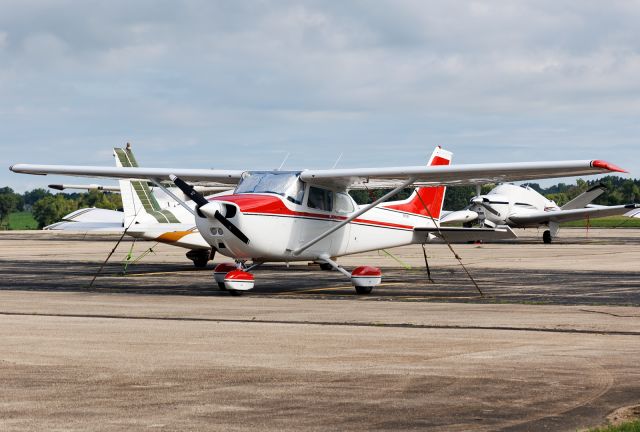 Cessna Skyhawk (N7791)