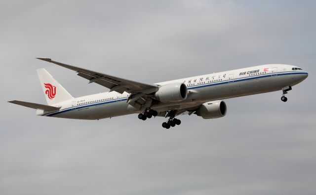 BOEING 777-300ER (B-7973) - Short Final to Rwy 16R