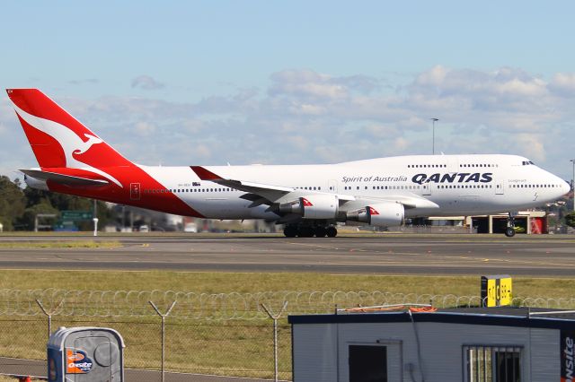 Boeing 747-400 (VH-OEH)