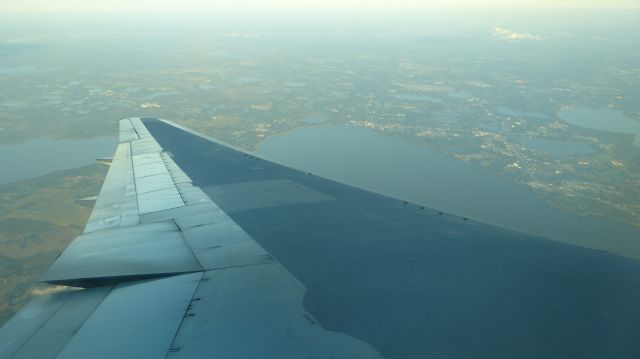 BOEING 767-300 (N129DL) - Turning for final approach to KMCO