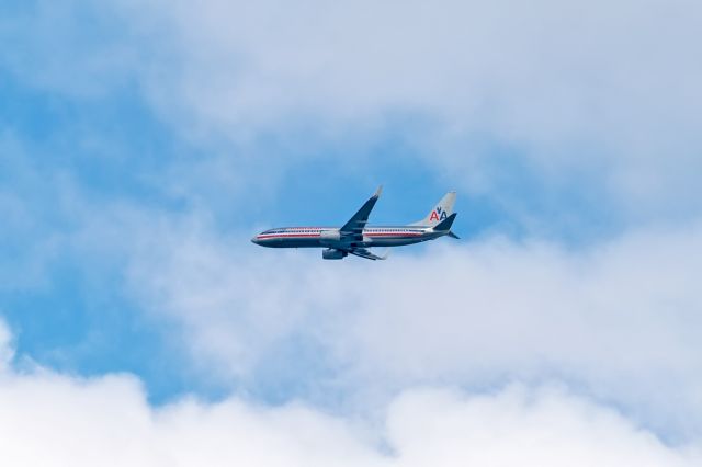 Boeing 737-800 —