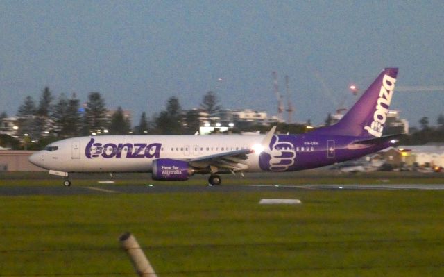 Boeing 737 MAX 8 (VH-UKH)