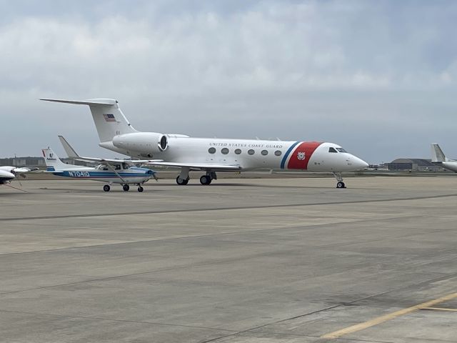 TOK1 — - USCG C-37A @KECG ramp.