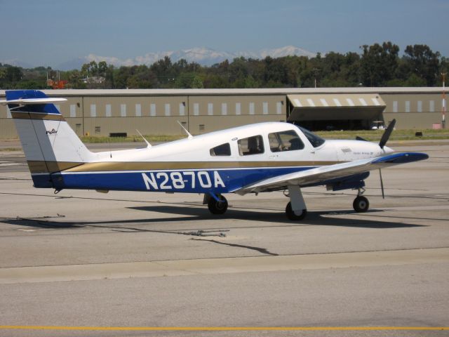 Piper Arrow 4 (N2870A) - TAXIING AT FULLERTON