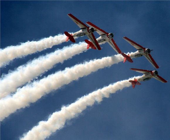 — — - See the Aeroshell group on Lakeland  Central Florida Air Show 04-2009 Spectacular Show one of the best.....