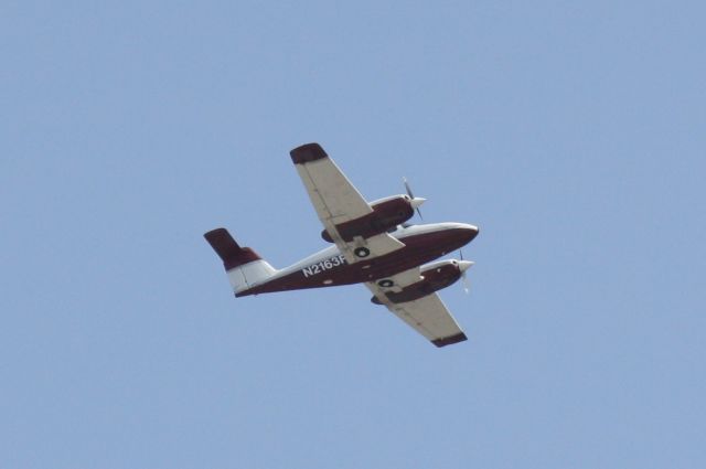 Piper PA-44 Seminole (N2163F) - Piper Seminole (N2163F) departs Sarasota-Bradenton International Airport