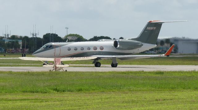 Gulfstream Aerospace Gulfstream IV (N69FP)