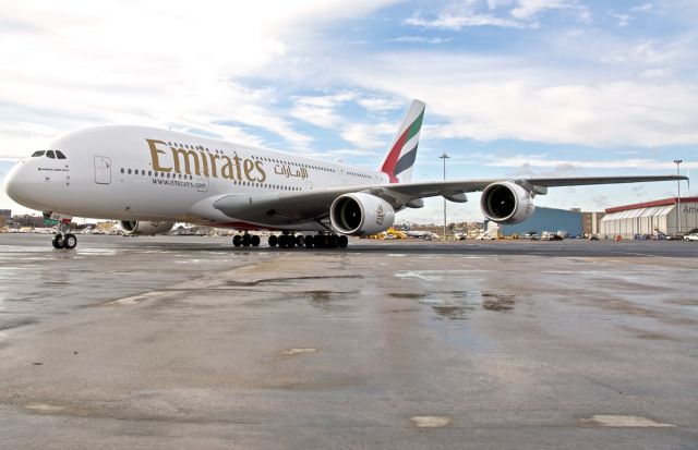 Airbus A380-800 (A6-EUE) - EK A380 SUPER