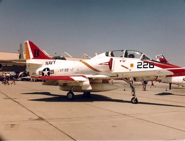 — — - KNLC - Lemoore NAS August 1984 Airshow - This jet TA-4J number 158076 Unit No 226 with VT-22 showing on the fuselage.