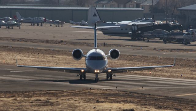 Canadair Challenger (N604FM) - At the end of 27 at Carson City