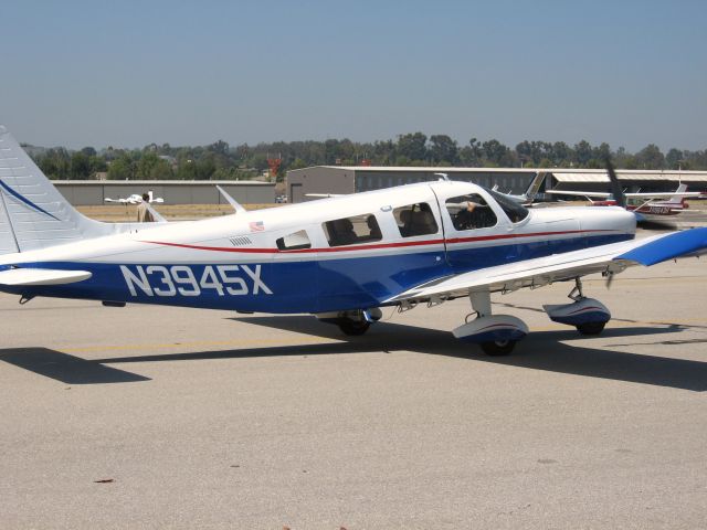 Piper Saratoga (N3945X) - TAXIING AT FULLERTON