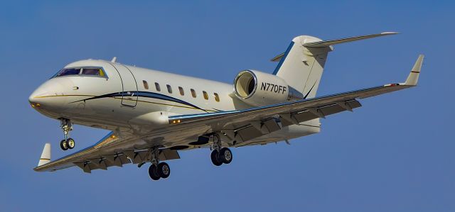 Canadair Challenger (N770FF) - N770FF Canadair CL-600-2B16 Challenger 604 s/n 5469 - McCarran International Airport (KLAS)br /October 21, 2021br /Photo: TDelCoro br /(Harry Reid International Airport  (KLAS)