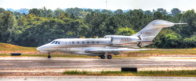 X770XJ — - Landing at KPDK is Cesnnas 5000th business jet.  Delivered 12/03/2007.