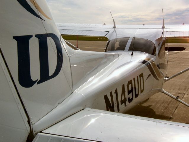 Cessna Skyhawk (N149UD) - University of Dubuques Cessna at the Regional NIFA SafeCon