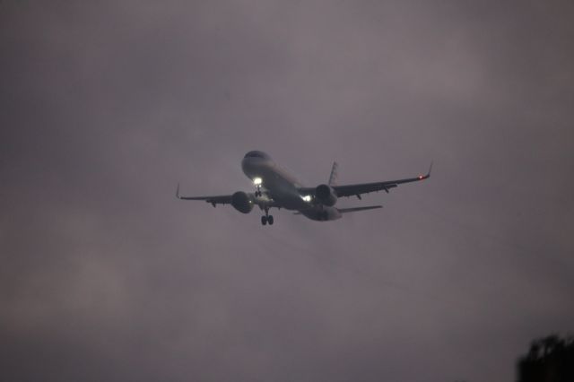 Airbus A321neo (N425AN)