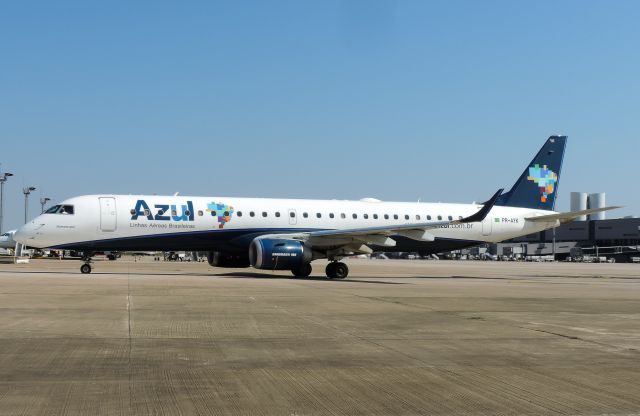 EMBRAER 195 (PR-AYK)