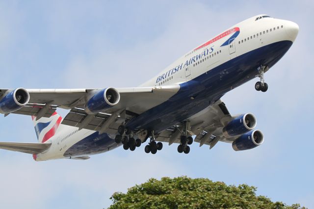 Boeing 747-400 (G-CIVD)