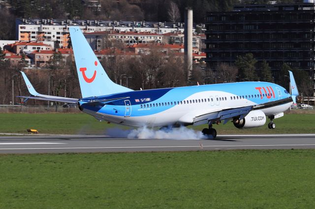 Boeing 737-800 (G-TAWP)