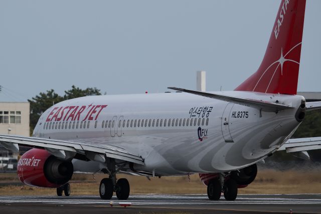 Boeing 737-800 (HL8375)