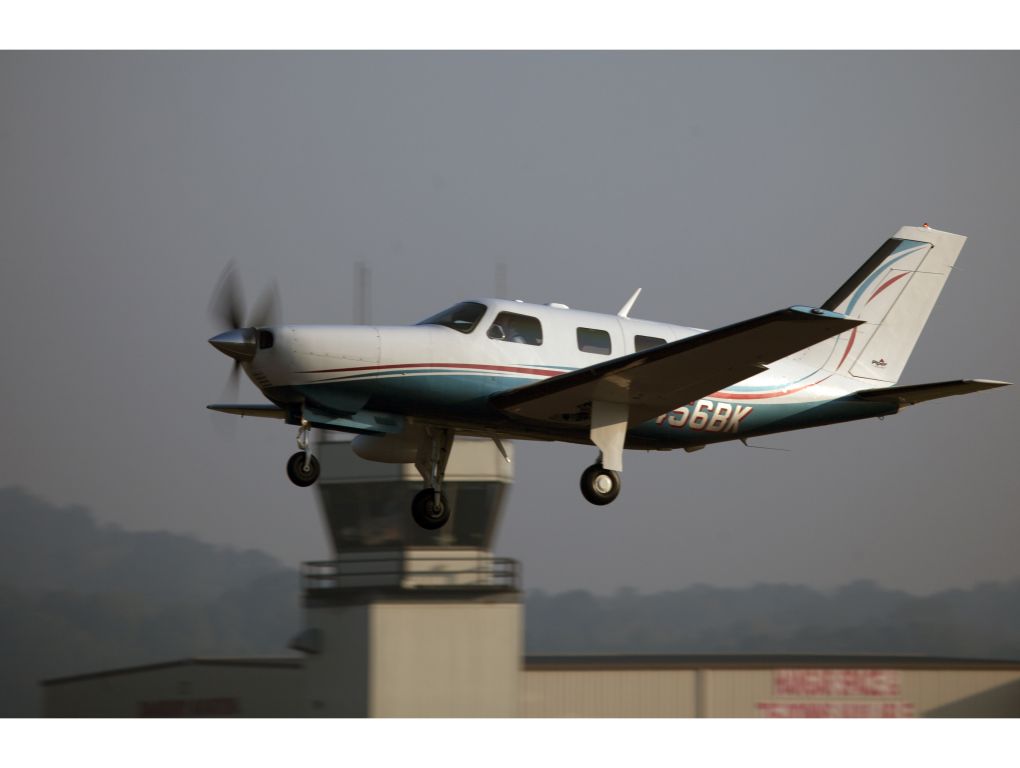 Piper Malibu Mirage (N456BK) - Take off runway 08 at Danbury CT.