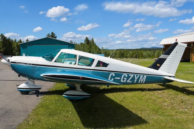 Piper Dakota / Pathfinder (C-GZYM)