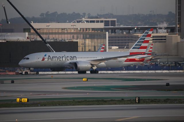 Boeing 787-8 (N814AA)