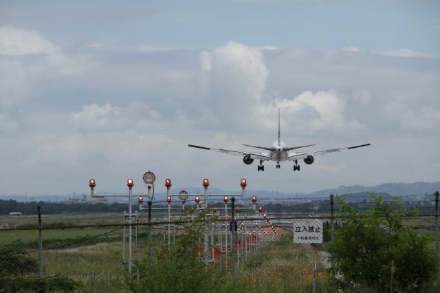 BOEING 767-300 (JA1275)