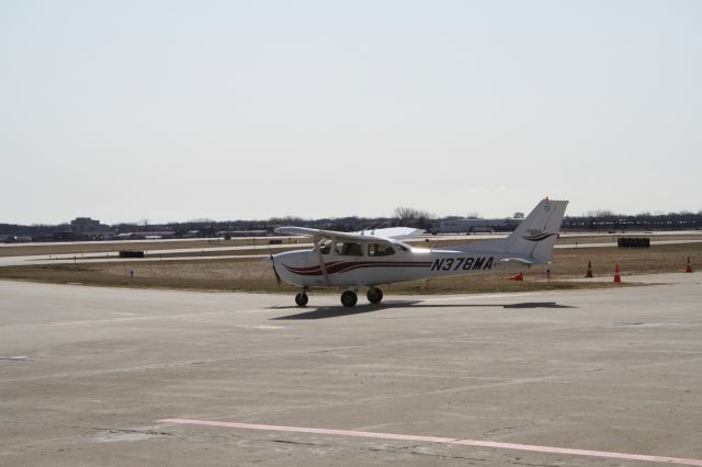 Cessna Skyhawk (N378MA) - Cleared for takeoff....